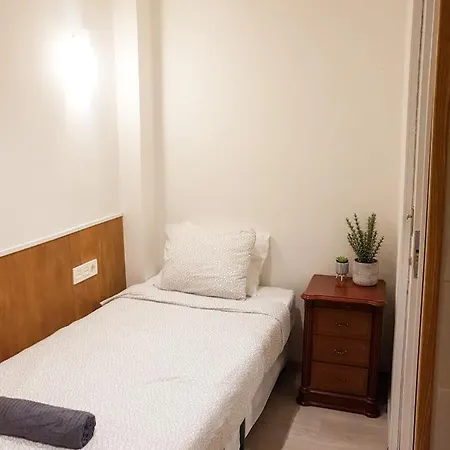 Waves Guest house *