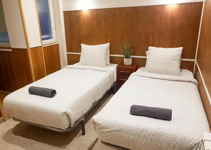 Waves 3* San Sebastian